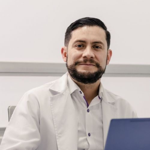 Cristian Rocha, Dermatólogo en Bogotá | Agenda una cita online