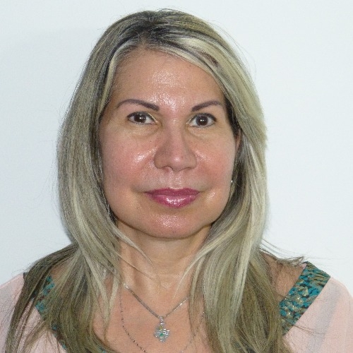 Ana Maria Socarras Espitia, Cirujano Plastico en Barranquilla | Agenda una cita online