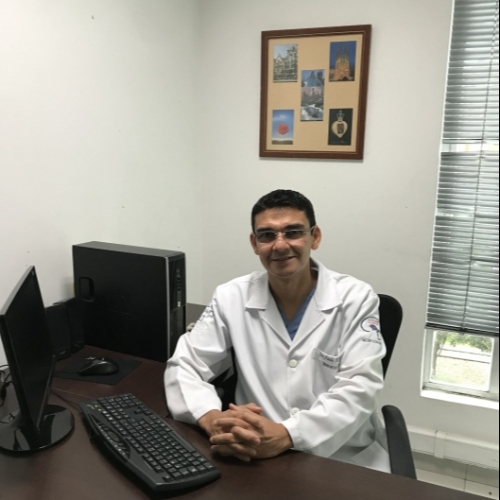 Luis Fernando Martínez Esparza, Neurocirujano en Bogotá | Agenda una cita online