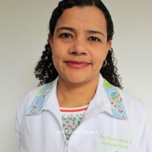 Paola Shirley Baena, Pediatra en Medellín | Agenda una cita online