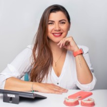 María José Riveros, Odontólogo en Bogotá | Agenda una cita online